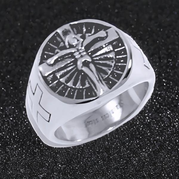 Bague Chevalière Christ en Acier 316L — Élégance Durable et Authentique