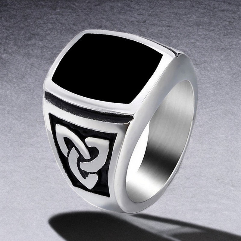 Chevalière en acier inoxydable argenté – Élégance et robustesse intemporelle